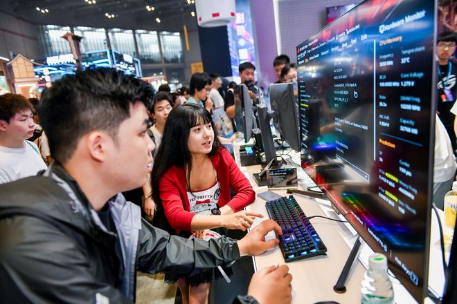 华硕主板超频秀引爆BW2024(图9)