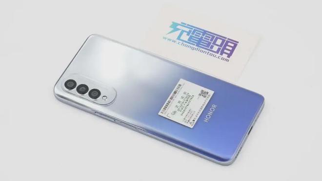 这些手机在用的FLASH芯片同样适合ARM架构游戏掌机应用(图4)