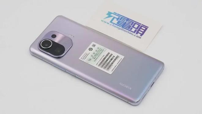 这些手机在用的FLASH芯片同样适合ARM架构游戏掌机应用(图18)