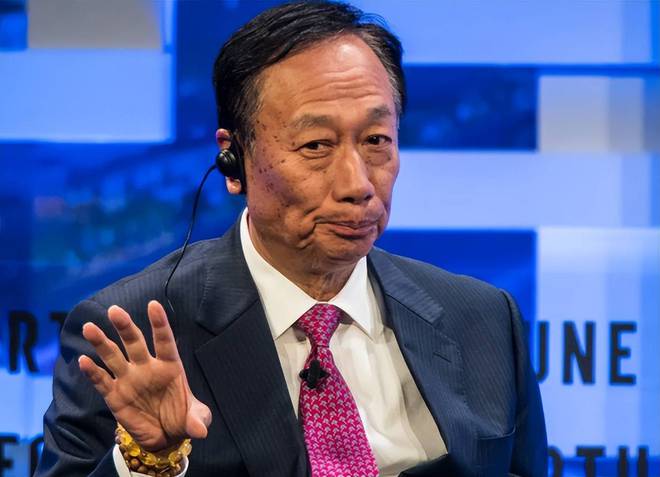 白捡800亿元芯片工厂？印度正式官宣外媒：郭台铭心都碎了(图2)