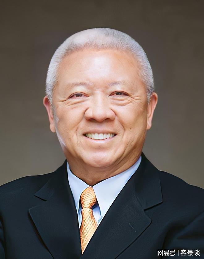 美国8大华人富豪在美华人原来这么有钱控制着老美关键产业(图11)