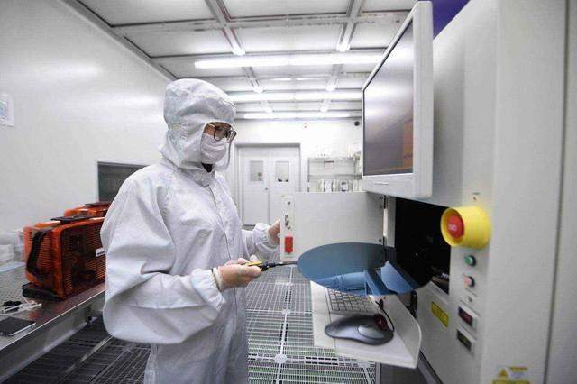 PG电子平台：国产存储芯片价格战打响DDR4价格直降50%挑战三星等巨头(图2)