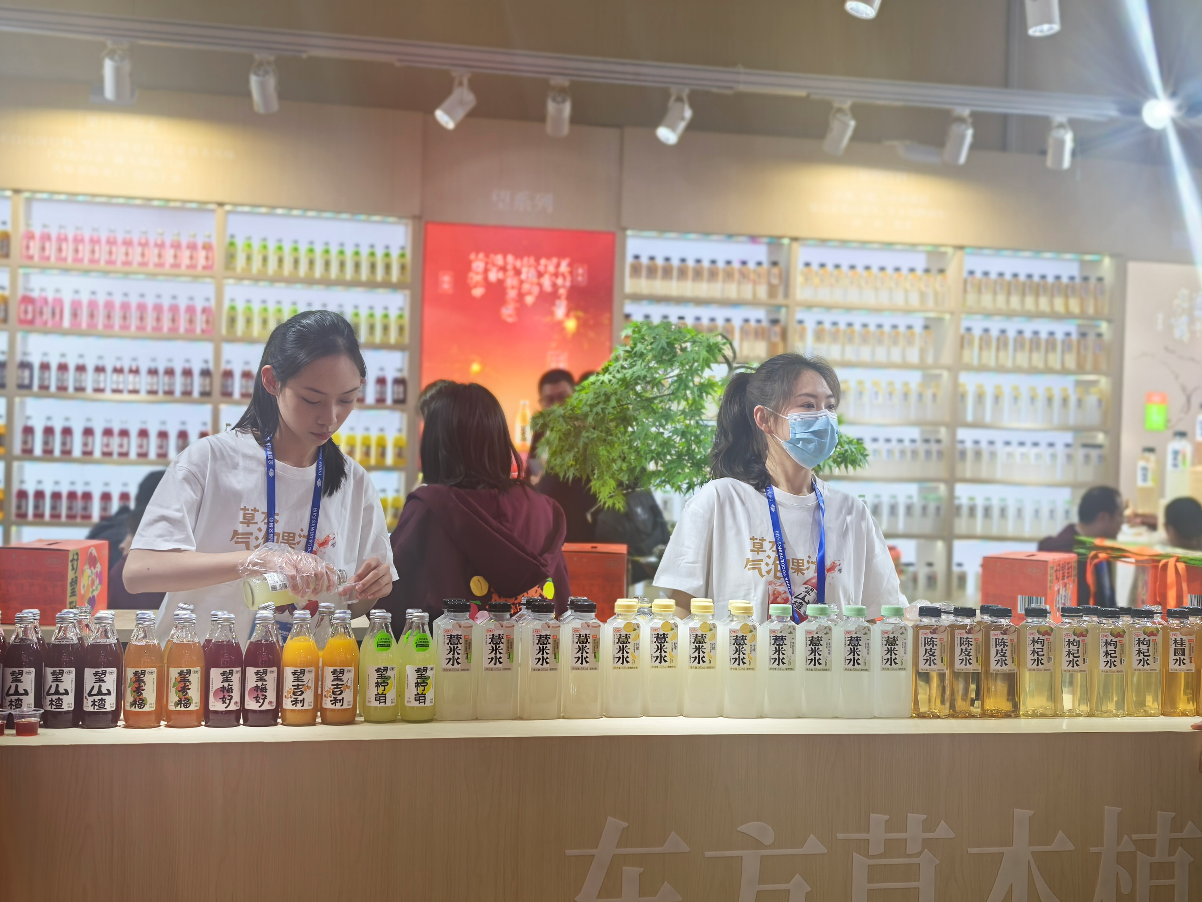 文化新观察·文化赋能经济社会发展系列谈｜传统引领“新国潮”(图3)