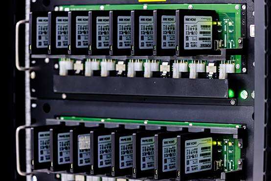 PG电子网站:龙腾临港向芯出发江波龙举行上海总部乔迁仪式(图6)