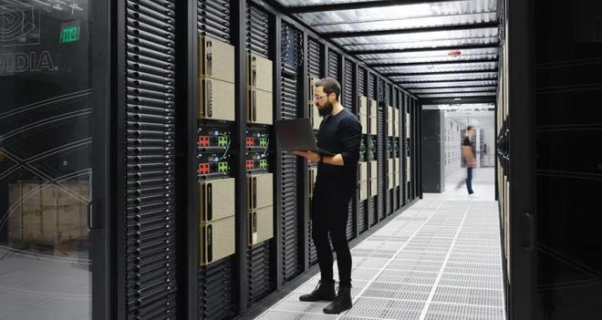 PG电子平台：突发｜全球车企再爆芯片荒抢芯之路只剩一条(图9)